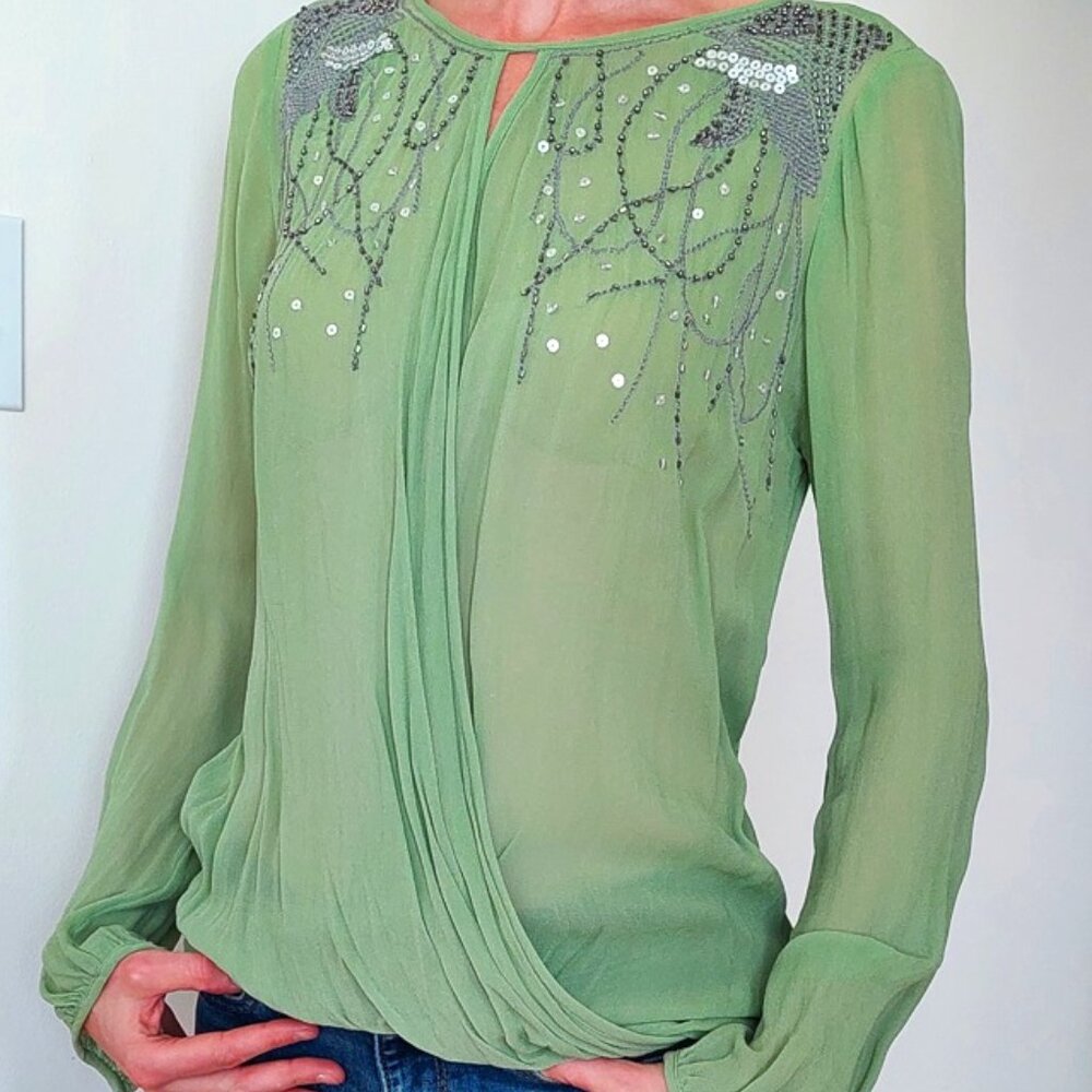Gorgeous beaded top